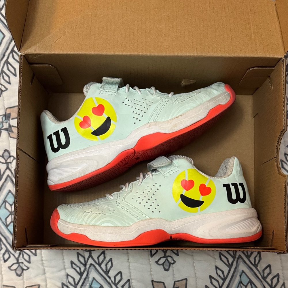 Wilson Kaos Emo K Junior Shoes - Opal Blue and White